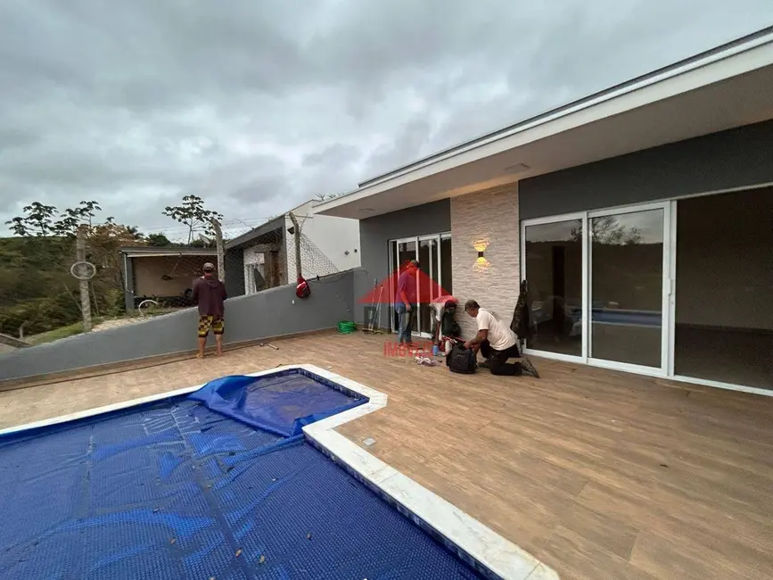 Foto 2 de Chácara com 3 quartos à venda, 1000m2 em Igarata - SP
