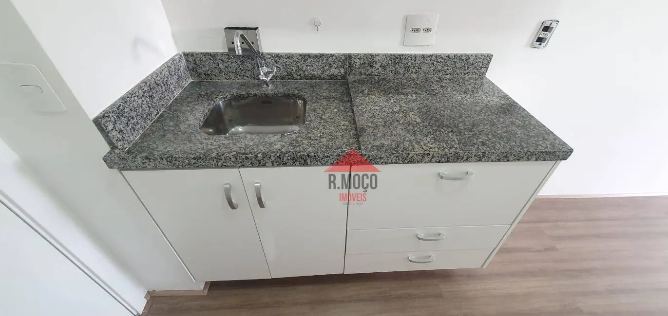 Foto 6 de Apartamento com 1 quarto para alugar, 26m2 em Quarta Parada, São Paulo - SP