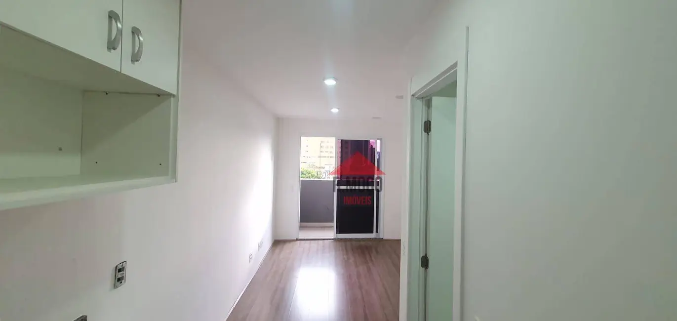Foto 3 de Apartamento com 1 quarto para alugar, 26m2 em Quarta Parada, São Paulo - SP
