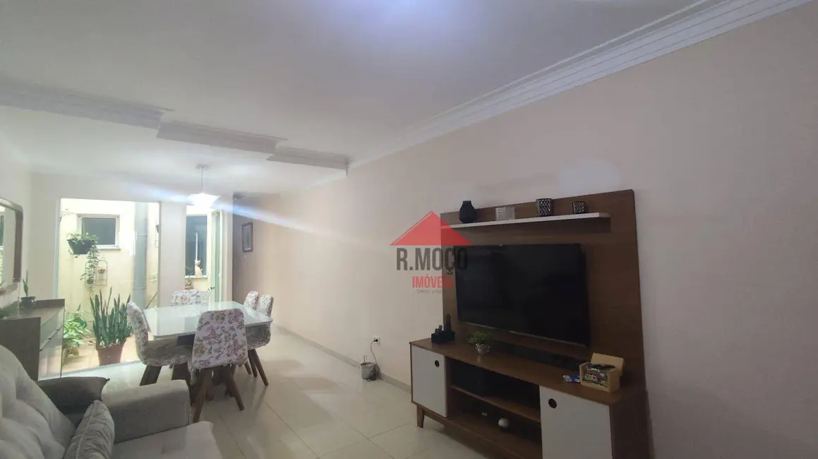 Foto 3 de Sobrado com 3 quartos à venda, 110m2 em Vila Guilhermina, São Paulo - SP