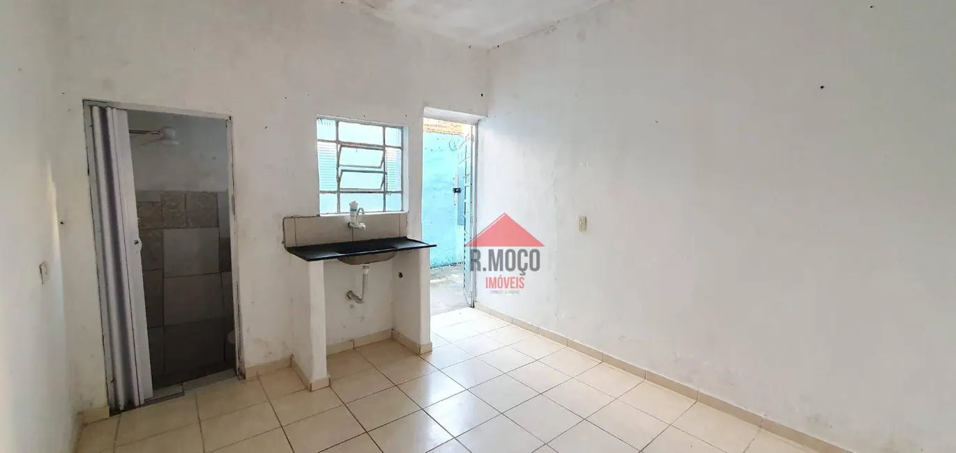 Foto 5 de Casa com 1 quarto para alugar, 20m2 em Cidade Patriarca, São Paulo - SP