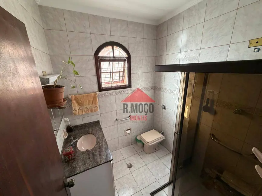 Casa com 2 quartos para alugar, 100m2 em Vila Guilhermina, São Paulo - SP - imagem 6 Foto 6 de Casa com 2 quartos para alugar, 100m2 em Vila Guilhermina, São Paulo - SP