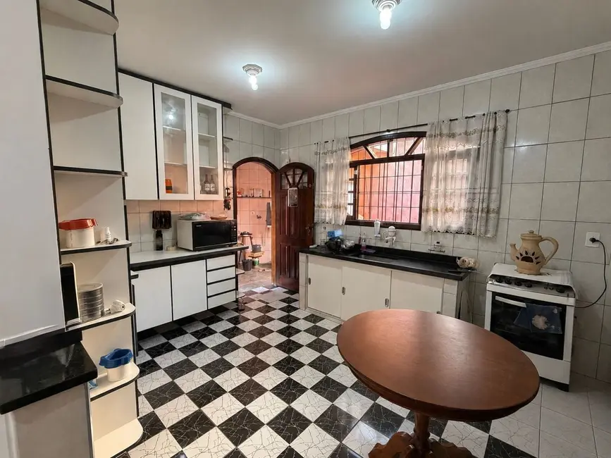 Casa com 2 quartos para alugar, 100m2 em Vila Guilhermina, São Paulo - SP - imagem 4 Foto 4 de Casa com 2 quartos para alugar, 100m2 em Vila Guilhermina, São Paulo - SP