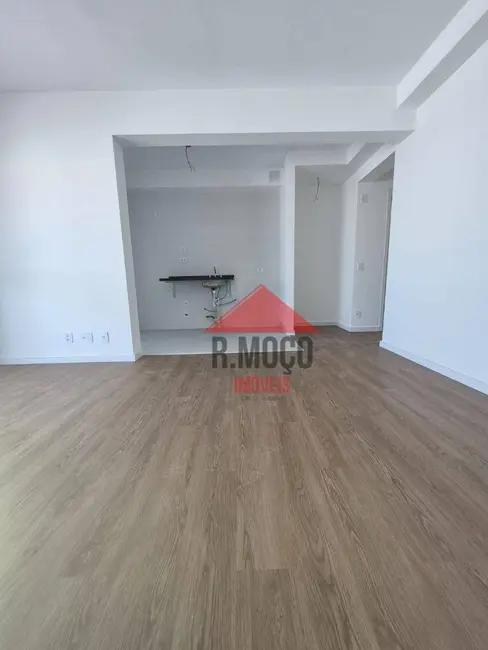 Foto 2 de Apartamento com 2 quartos à venda, 72m2 em Vila Guilhermina, São Paulo - SP