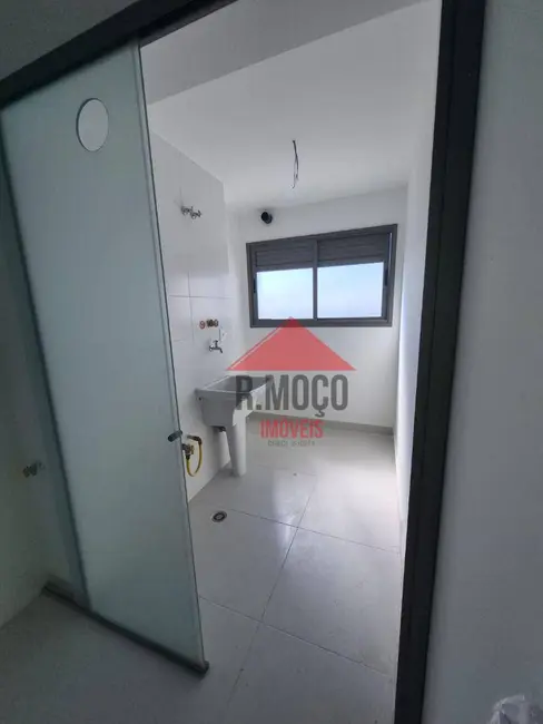 Foto 4 de Apartamento com 2 quartos para alugar, 70m2 em Vila Guilhermina, São Paulo - SP