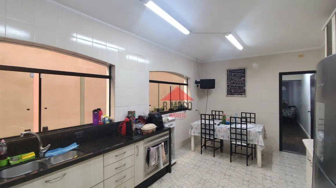 Sobrado com 3 quartos à venda, 149m2 em Vila Guilhermina, São Paulo - SP - imagem 9 Foto 9 de Sobrado com 3 quartos à venda, 149m2 em Vila Guilhermina, São Paulo - SP