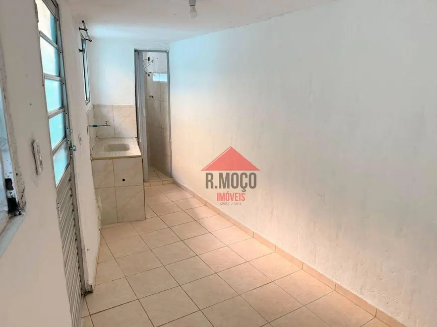 Casa com 1 quarto para alugar, 20m2 em Cidade Patriarca, São Paulo - SP - imagem 7 Foto 7 de Casa com 1 quarto para alugar, 20m2 em Cidade Patriarca, São Paulo - SP