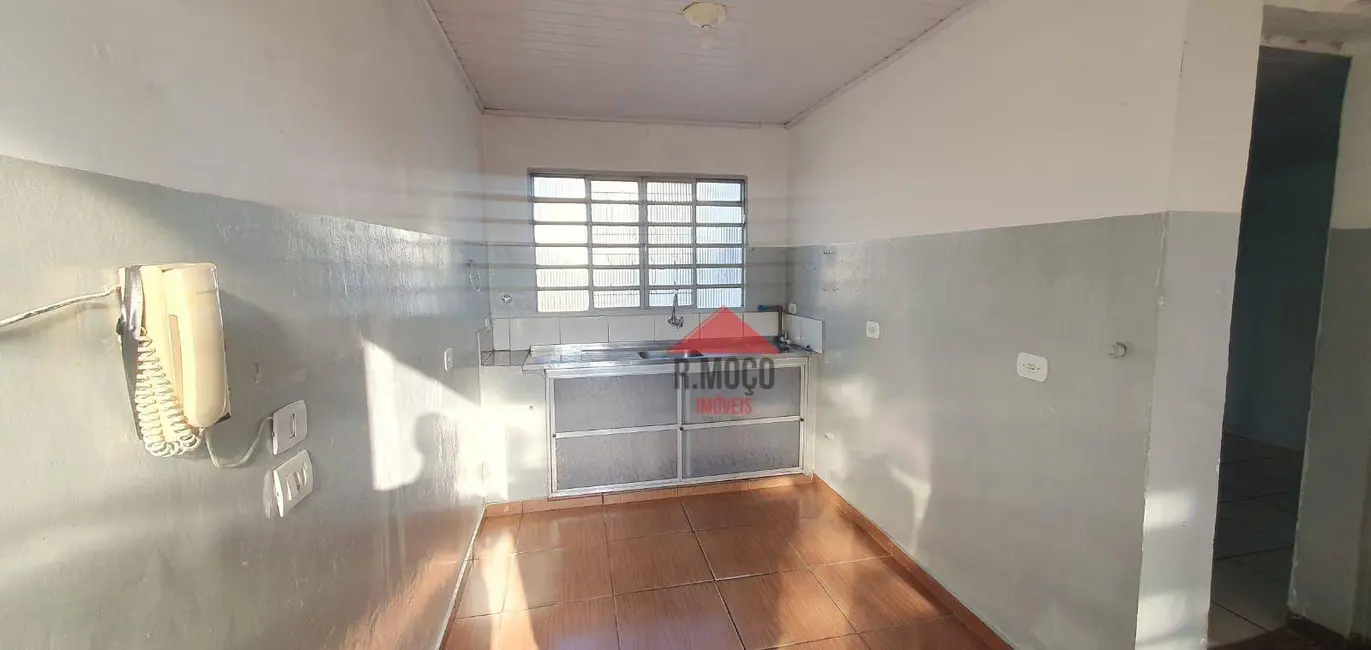 Casa com 2 quartos para alugar, 40m2 em Vila Nova Manchester, São Paulo - SP - imagem 2 Foto 2 de Casa com 2 quartos para alugar, 40m2 em Vila Nova Manchester, São Paulo - SP