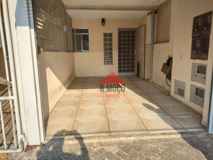 Foto 2 de Casa com 6 quartos à venda, 198m2 em Vila Nova Manchester, São Paulo - SP