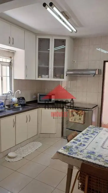 Sobrado com 4 quartos à venda, 200m2 em Vila Santa Isabel, São Paulo - SP - imagem 9 Foto 9 de Sobrado com 4 quartos à venda, 200m2 em Vila Santa Isabel, São Paulo - SP