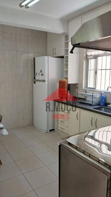 Sobrado com 4 quartos à venda, 200m2 em Vila Santa Isabel, São Paulo - SP - imagem 8 Foto 8 de Sobrado com 4 quartos à venda, 200m2 em Vila Santa Isabel, São Paulo - SP