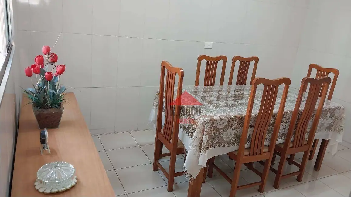 Sobrado com 4 quartos à venda, 200m2 em Vila Santa Isabel, São Paulo - SP - imagem 6 Foto 6 de Sobrado com 4 quartos à venda, 200m2 em Vila Santa Isabel, São Paulo - SP