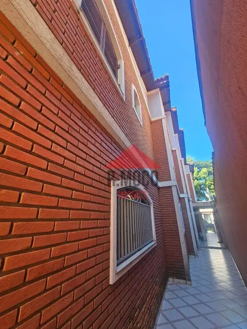 Sobrado com 3 quartos à venda, 146m2 em Vila Guilhermina, São Paulo - SP - imagem 8 Foto 8 de Sobrado com 3 quartos à venda, 146m2 em Vila Guilhermina, São Paulo - SP