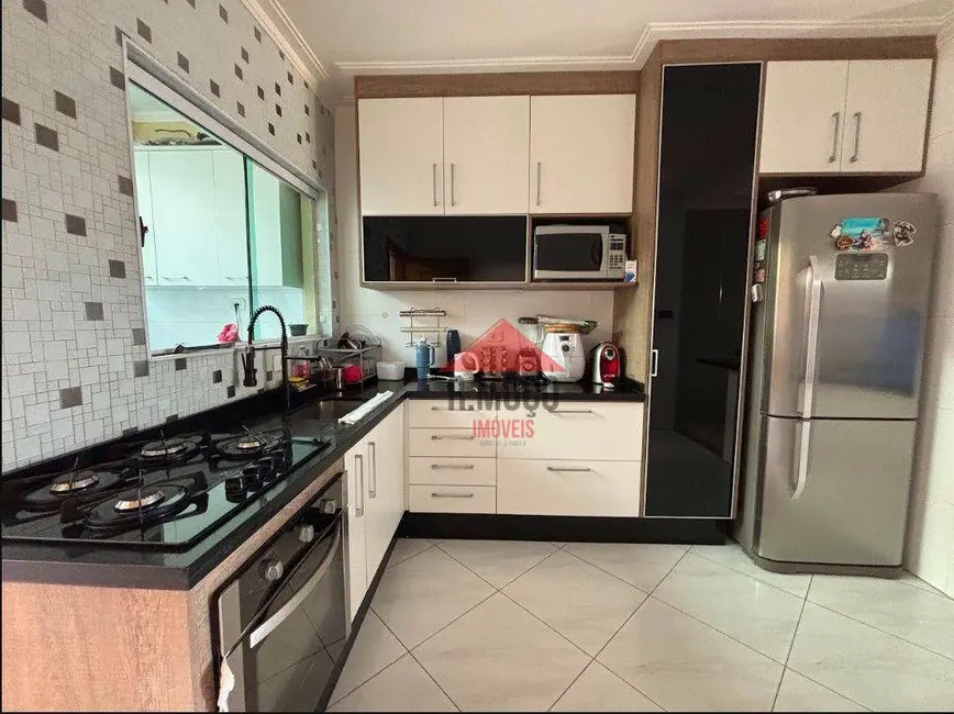 Sobrado com 3 quartos à venda, 100m2 em Cidade Patriarca, São Paulo - SP - imagem 8 Foto 8 de Sobrado com 3 quartos à venda, 100m2 em Cidade Patriarca, São Paulo - SP