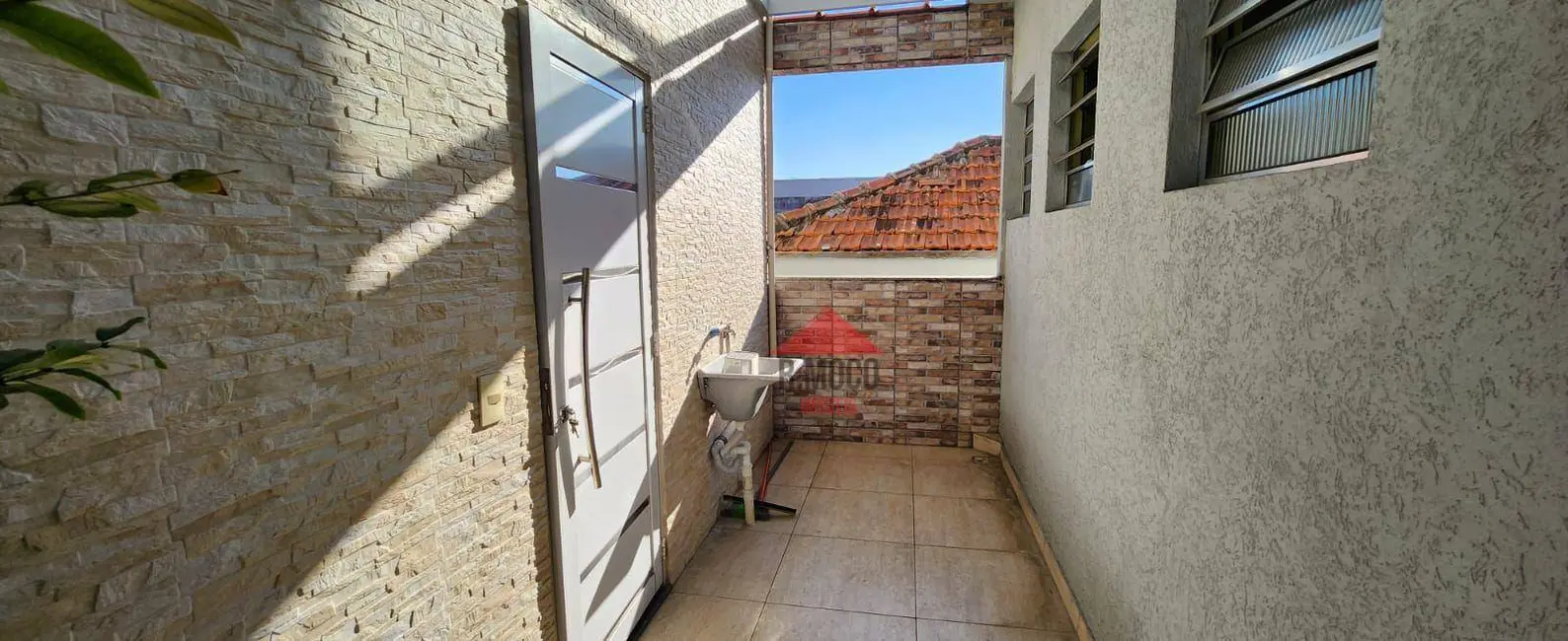 Casa com 1 quarto para alugar, 40m2 em Vila Nhocune, São Paulo - SP - imagem 4 Foto 4 de Casa com 1 quarto para alugar, 40m2 em Vila Nhocune, São Paulo - SP