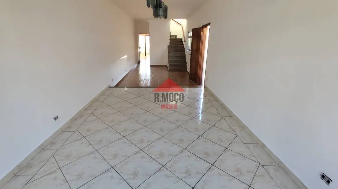 Sobrado com 4 quartos à venda, 148m2 em Vila Guilhermina, São Paulo - SP - imagem 3 Foto 3 de Sobrado com 4 quartos à venda, 148m2 em Vila Guilhermina, São Paulo - SP