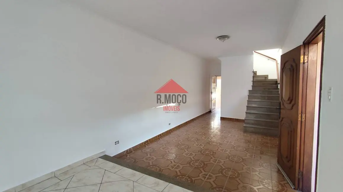 Sobrado com 4 quartos à venda, 148m2 em Vila Guilhermina, São Paulo - SP - imagem 2 Foto 2 de Sobrado com 4 quartos à venda, 148m2 em Vila Guilhermina, São Paulo - SP