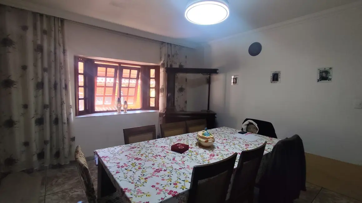 Sobrado com 4 quartos à venda, 264m2 em Vila Guilhermina, São Paulo - SP - imagem 6 Foto 6 de Sobrado com 4 quartos à venda, 264m2 em Vila Guilhermina, São Paulo - SP