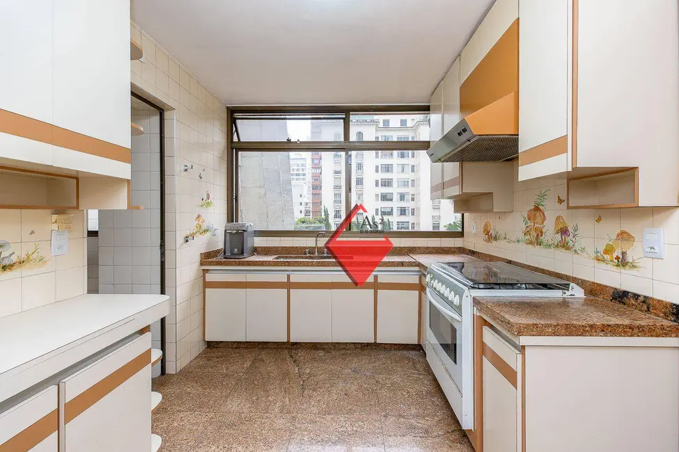 Foto 4 de Apartamento com 4 quartos à venda, 240m2 em Santa Cecília, São Paulo - SP