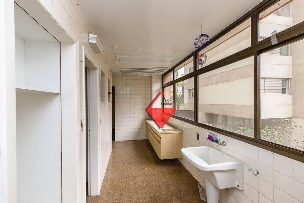 Foto 2 de Apartamento com 4 quartos à venda, 240m2 em Santa Cecília, São Paulo - SP