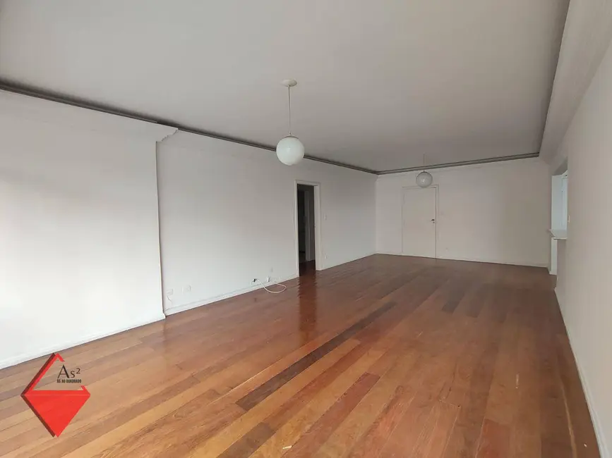 Apartamento com 3 quartos à venda, 150m2 em Vila Buarque, São Paulo - SP - imagem 4 Foto 4 de Apartamento com 3 quartos à venda, 150m2 em Vila Buarque, São Paulo - SP