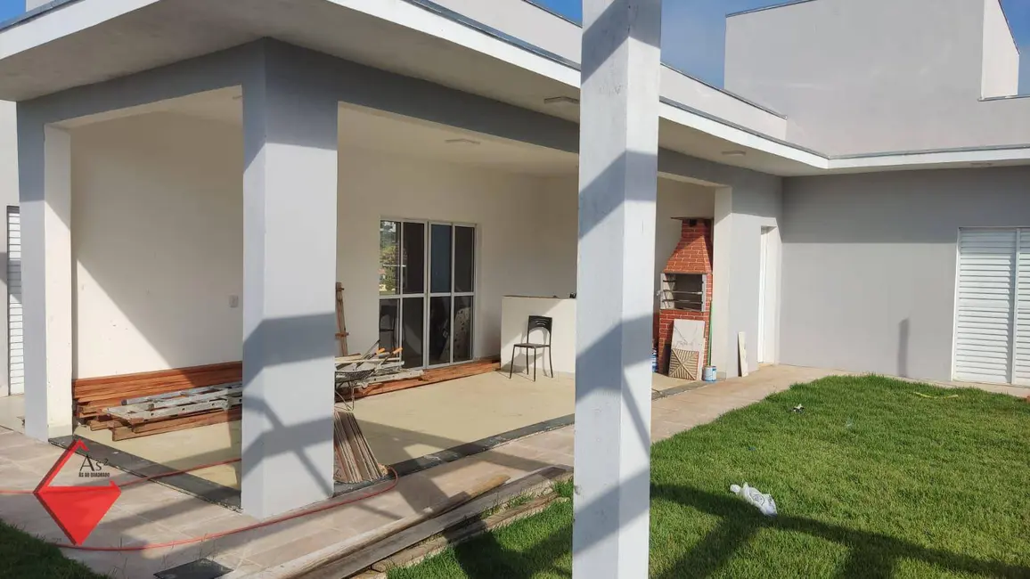 Casa de Condomínio com 3 quartos à venda, 600m2 em Jardim Ninho Verde II, São Paulo - SP - imagem 3 Foto 3 de Casa de Condomínio com 3 quartos à venda, 600m2 em Jardim Ninho Verde II, São Paulo - SP