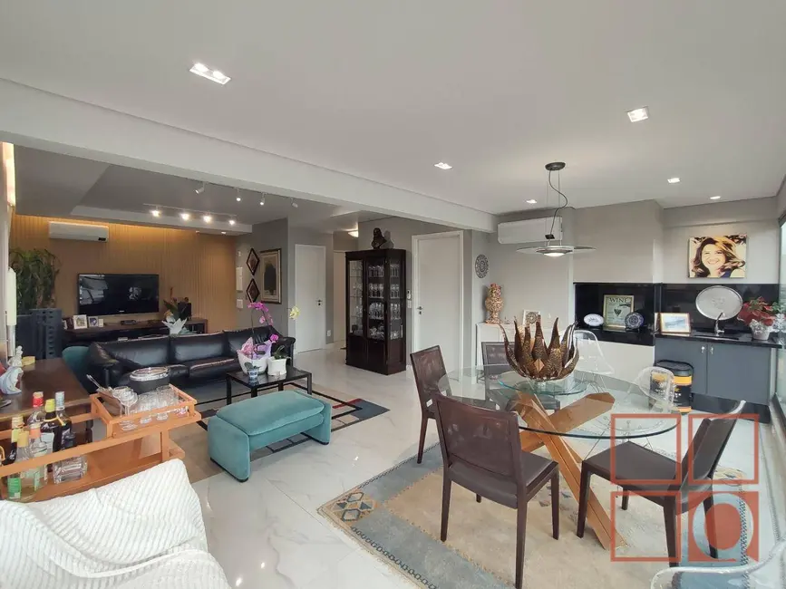 Apartamento com 2 quartos para alugar, 111m2 em Água Branca, São Paulo - SP - imagem 7 Foto 7 de Apartamento com 2 quartos para alugar, 111m2 em Água Branca, São Paulo - SP