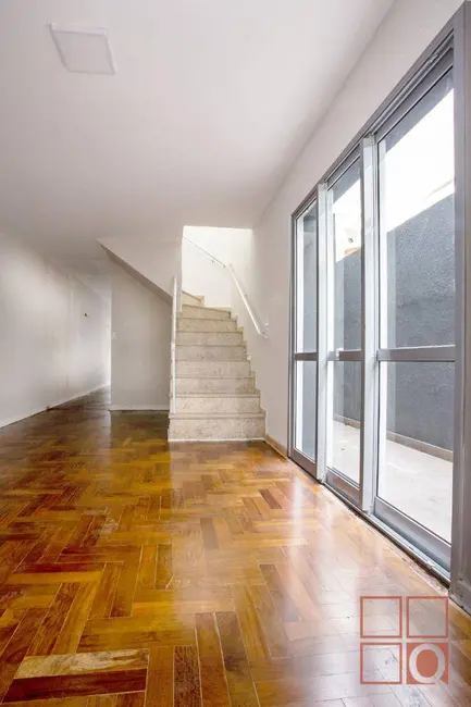 Foto 1 de Sobrado com 3 quartos à venda, 250m2 em Vila Alexandria, São Paulo - SP