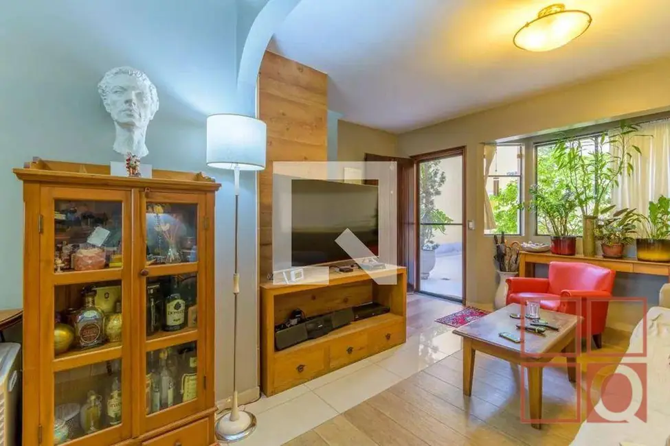 Foto 2 de Casa de Condomínio com 3 quartos à venda, 160m2 em Vila Anglo Brasileira, São Paulo - SP