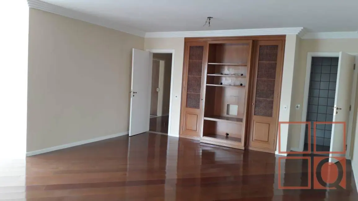 Apartamento com 4 quartos à venda, 212m2 em Vila Morumbi, São Paulo - SP - imagem 1 Foto 1 de Apartamento com 4 quartos à venda, 212m2 em Vila Morumbi, São Paulo - SP