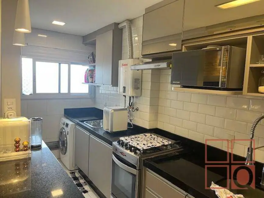 Foto 2 de Apartamento com 2 quartos à venda, 65m2 em Jardim Piqueroby, São Paulo - SP