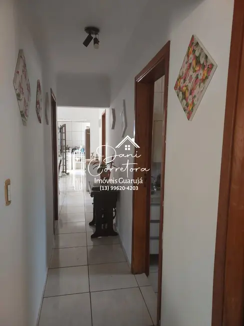 Sobrado com 5 quartos à venda, 200m2 em Jardim Santa Maria, Guaruja - SP - imagem 7 Foto 7 de Sobrado com 5 quartos à venda, 200m2 em Jardim Santa Maria, Guaruja - SP