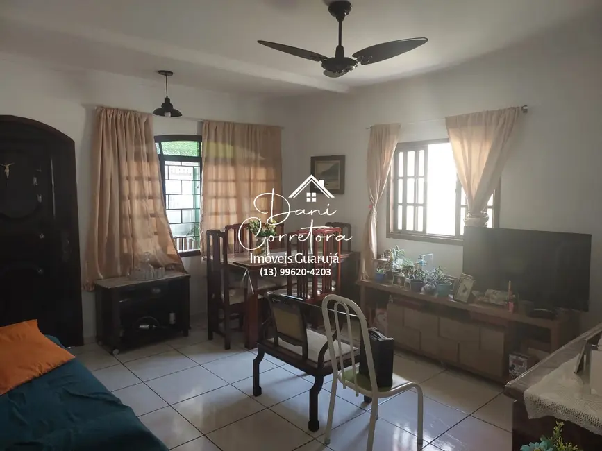 Sobrado com 5 quartos à venda, 200m2 em Jardim Santa Maria, Guaruja - SP - imagem 3 Foto 3 de Sobrado com 5 quartos à venda, 200m2 em Jardim Santa Maria, Guaruja - SP