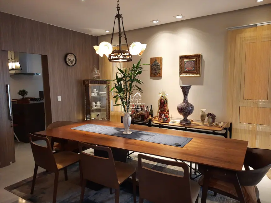 Sobrado com 4 quartos à venda, 334m2 em Enseada, Guaruja - SP - imagem 7 Foto 7 de Sobrado com 4 quartos à venda, 334m2 em Enseada, Guaruja - SP