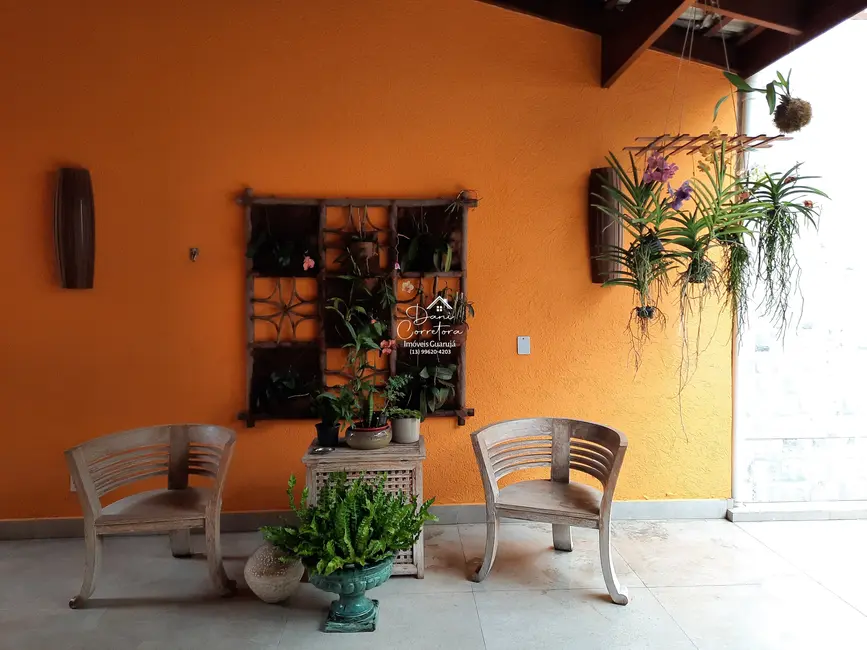 Sobrado com 4 quartos à venda, 334m2 em Enseada, Guaruja - SP - imagem 5 Foto 5 de Sobrado com 4 quartos à venda, 334m2 em Enseada, Guaruja - SP