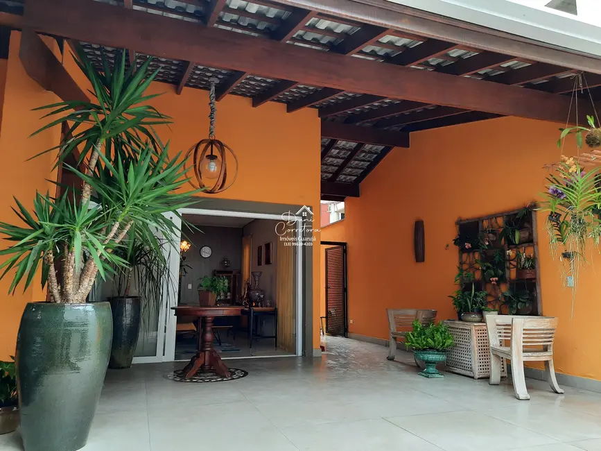 Foto 2 de Sobrado com 4 quartos à venda, 334m2 em Enseada, Guaruja - SP