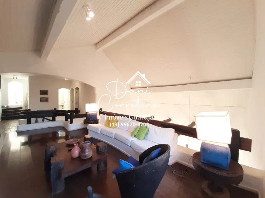 Sobrado com 4 quartos à venda e para alugar, 410m2 em Enseada, Guaruja - SP - imagem 5 Foto 5 de Sobrado com 4 quartos à venda e para alugar, 410m2 em Enseada, Guaruja - SP