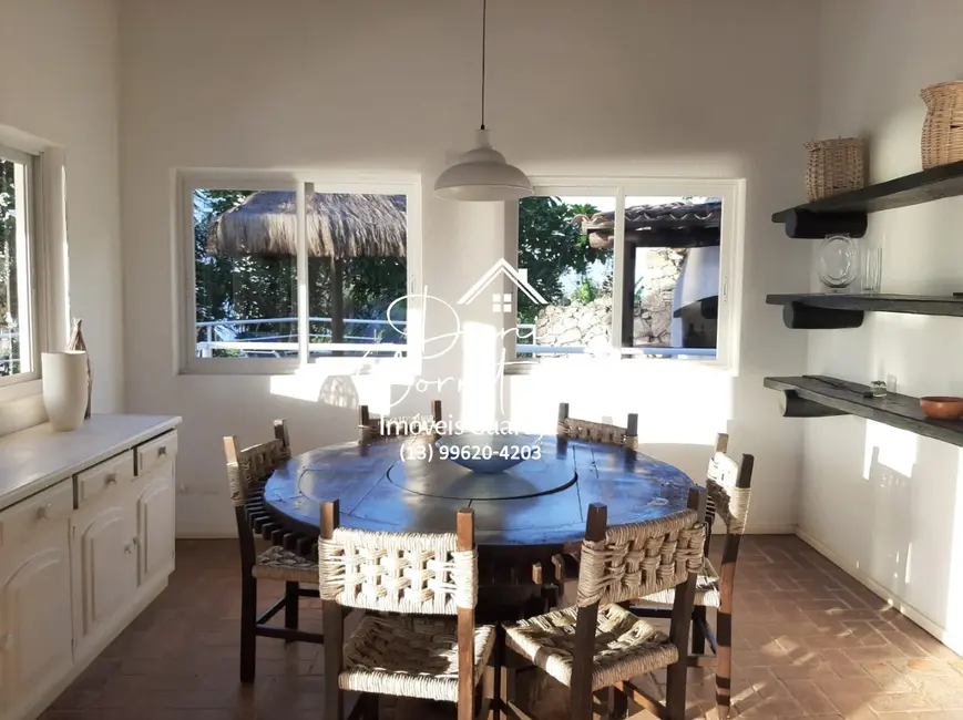 Sobrado com 4 quartos à venda e para alugar, 410m2 em Enseada, Guaruja - SP - imagem 6 Foto 6 de Sobrado com 4 quartos à venda e para alugar, 410m2 em Enseada, Guaruja - SP