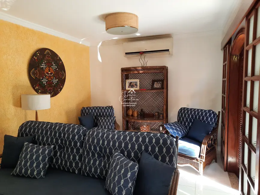 Sobrado com 3 quartos à venda, 184m2 em Loteamento João Batista Julião, Guaruja - SP - imagem 3 Foto 3 de Sobrado com 3 quartos à venda, 184m2 em Loteamento João Batista Julião, Guaruja - SP