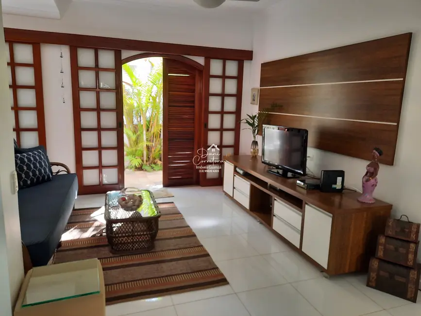 Sobrado com 3 quartos à venda, 184m2 em Loteamento João Batista Julião, Guaruja - SP - imagem 9 Foto 9 de Sobrado com 3 quartos à venda, 184m2 em Loteamento João Batista Julião, Guaruja - SP