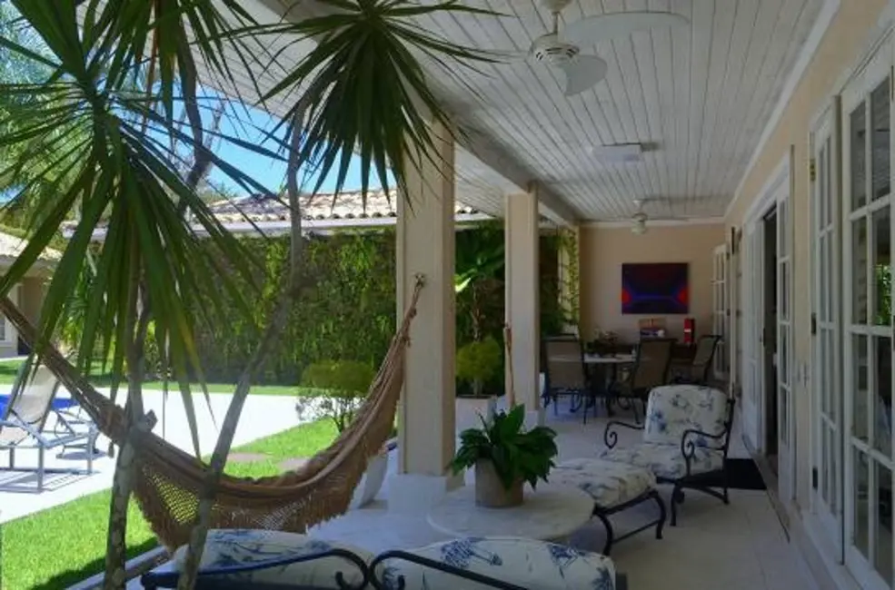 Sobrado com 5 quartos à venda e para alugar, 300m2 em Jardim Acapulco, Guaruja - SP - imagem 7 Foto 7 de Sobrado com 5 quartos à venda e para alugar, 300m2 em Jardim Acapulco, Guaruja - SP