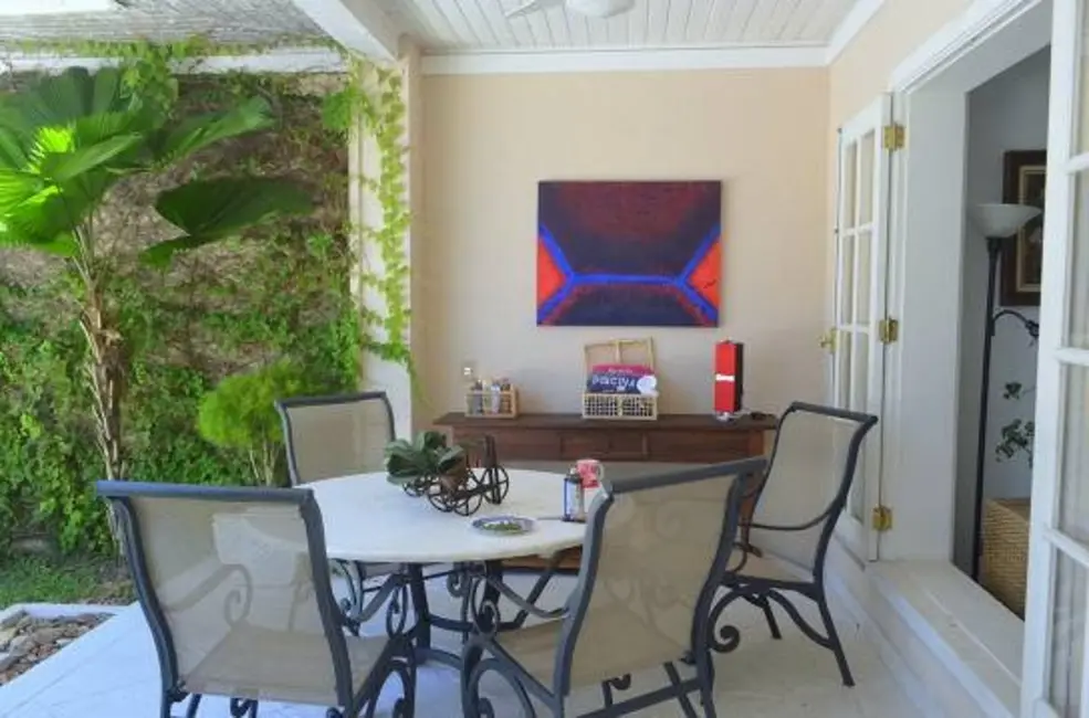Sobrado com 5 quartos à venda e para alugar, 300m2 em Jardim Acapulco, Guaruja - SP - imagem 8 Foto 8 de Sobrado com 5 quartos à venda e para alugar, 300m2 em Jardim Acapulco, Guaruja - SP