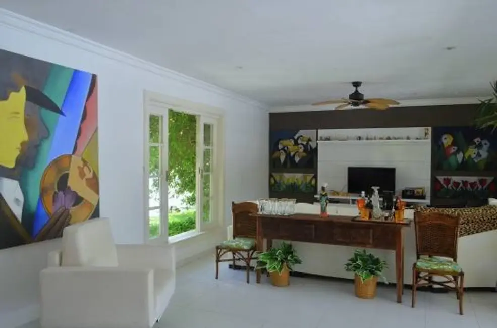 Sobrado com 5 quartos à venda e para alugar, 300m2 em Jardim Acapulco, Guaruja - SP - imagem 5 Foto 5 de Sobrado com 5 quartos à venda e para alugar, 300m2 em Jardim Acapulco, Guaruja - SP