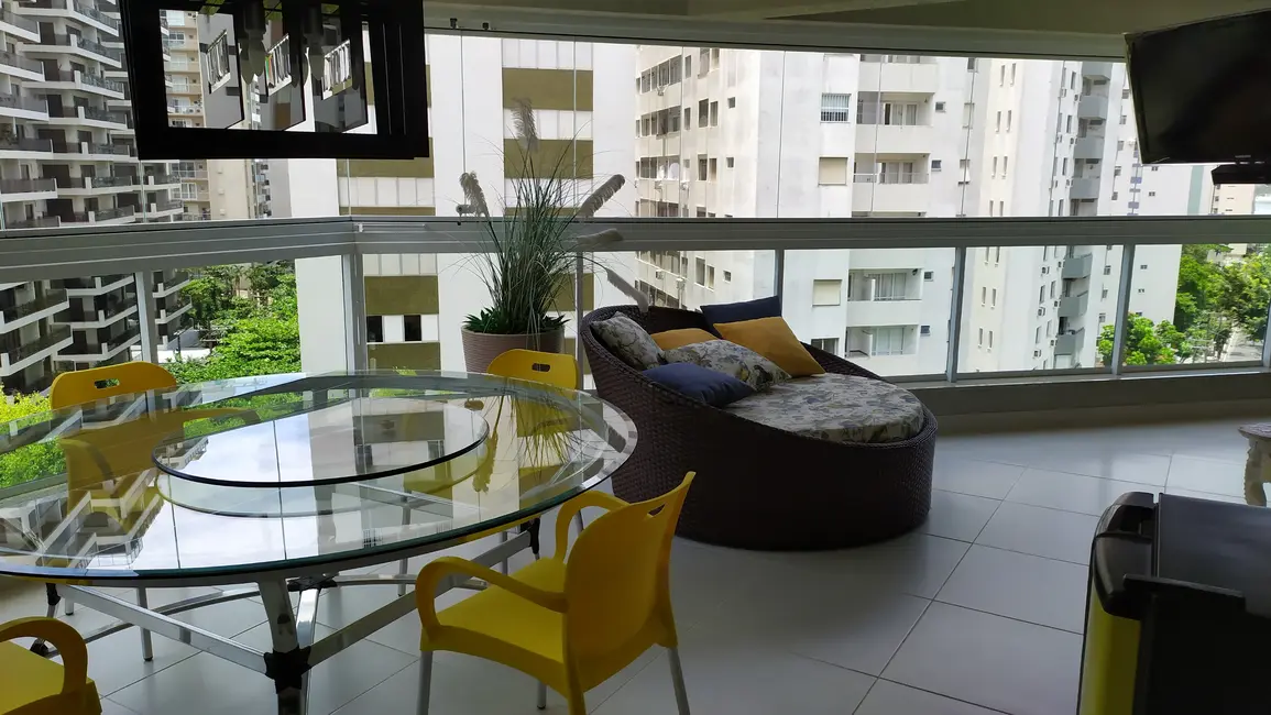 Apartamento com 3 quartos à venda, 144m2 em Pitangueiras, Guaruja - SP - imagem 3 Foto 3 de Apartamento com 3 quartos à venda, 144m2 em Pitangueiras, Guaruja - SP