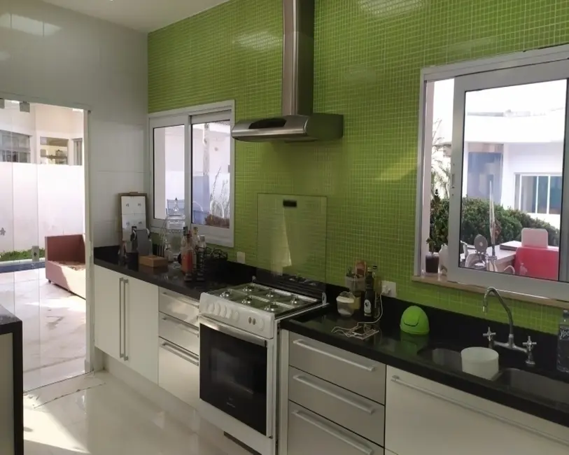 Foto 8 de Sobrado com 6 quartos para alugar, 890m2 em Jardim Acapulco, Guaruja - SP