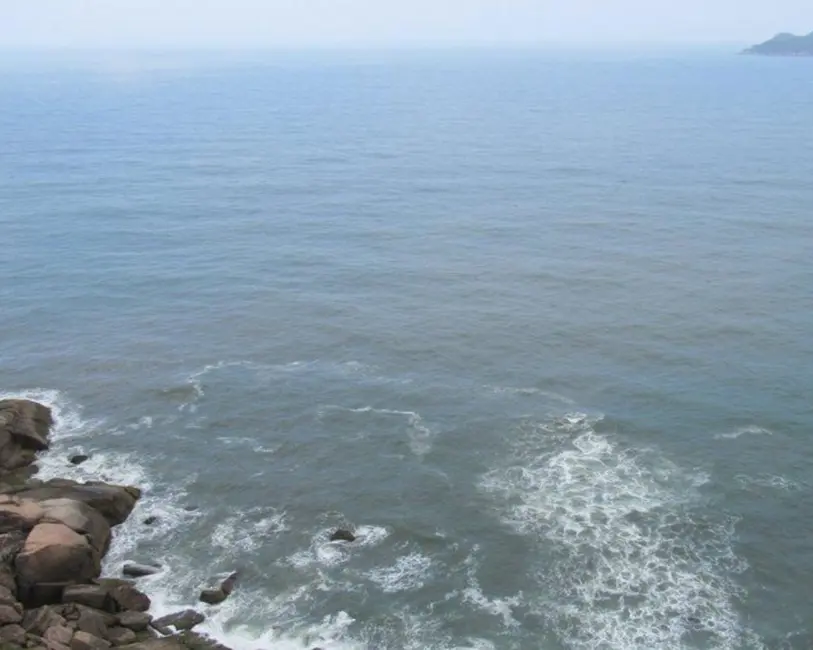 Apartamento com 4 quartos à venda, 250m2 em Jardim Astúrias, Guaruja - SP - imagem 3 Foto 3 de Apartamento com 4 quartos à venda, 250m2 em Jardim Astúrias, Guaruja - SP