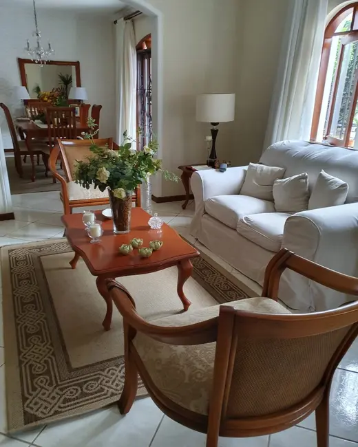 Sobrado com 4 quartos à venda, 360m2 em Vila Santa Rosa, Guaruja - SP - imagem 6 Foto 6 de Sobrado com 4 quartos à venda, 360m2 em Vila Santa Rosa, Guaruja - SP