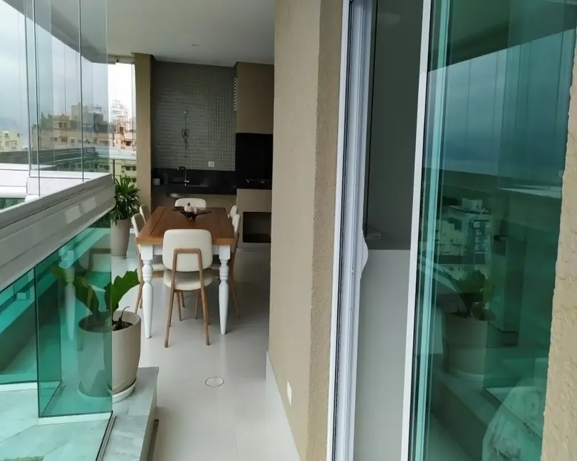 Apartamento com 3 quartos à venda, 170m2 em Jardim Virgínia, Guaruja - SP - imagem 9 Foto 9 de Apartamento com 3 quartos à venda, 170m2 em Jardim Virgínia, Guaruja - SP