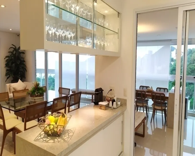 Foto 7 de Apartamento com 4 quartos à venda, 180m2 em Enseada, Guaruja - SP