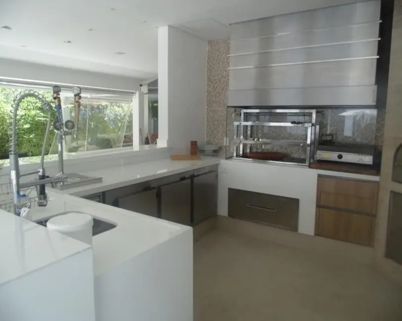 Sobrado com 6 quartos à venda, 797m2 em Jardim Acapulco, Guaruja - SP - imagem 5 Foto 5 de Sobrado com 6 quartos à venda, 797m2 em Jardim Acapulco, Guaruja - SP